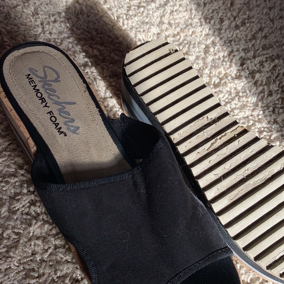 Shoes - Picture 2 of 3